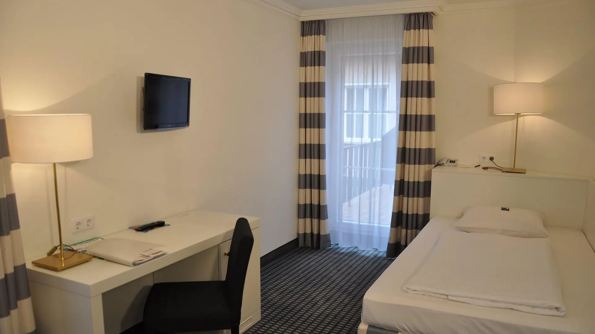 Relexa Waldhotel Schatten Stuttgart Hotel